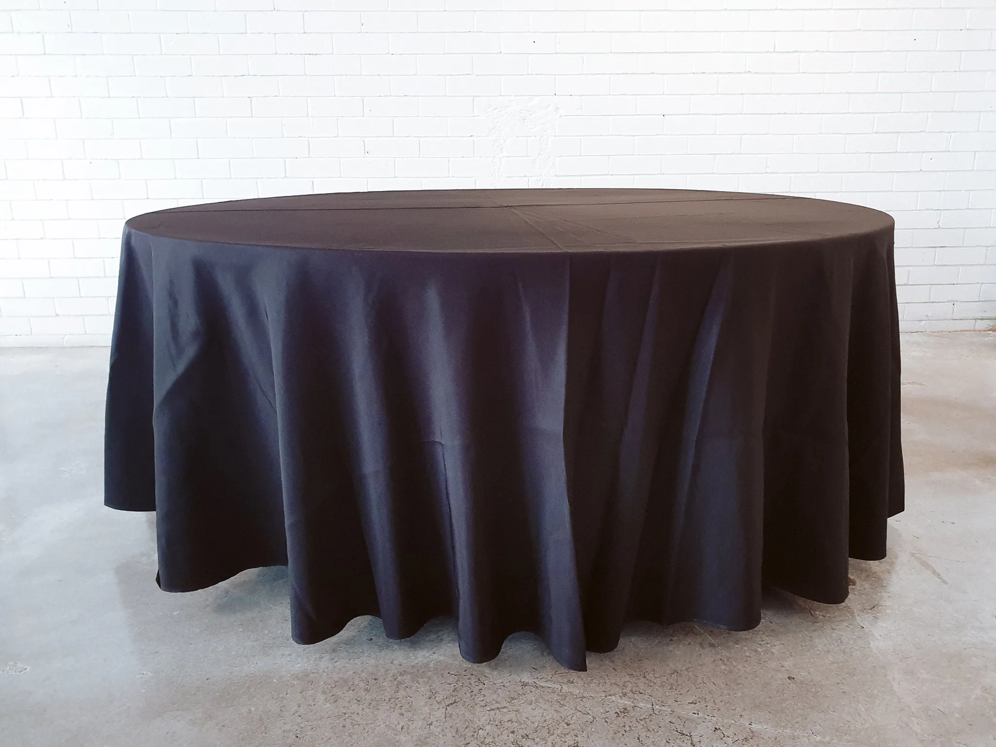 Black 3m Round Tablecloth