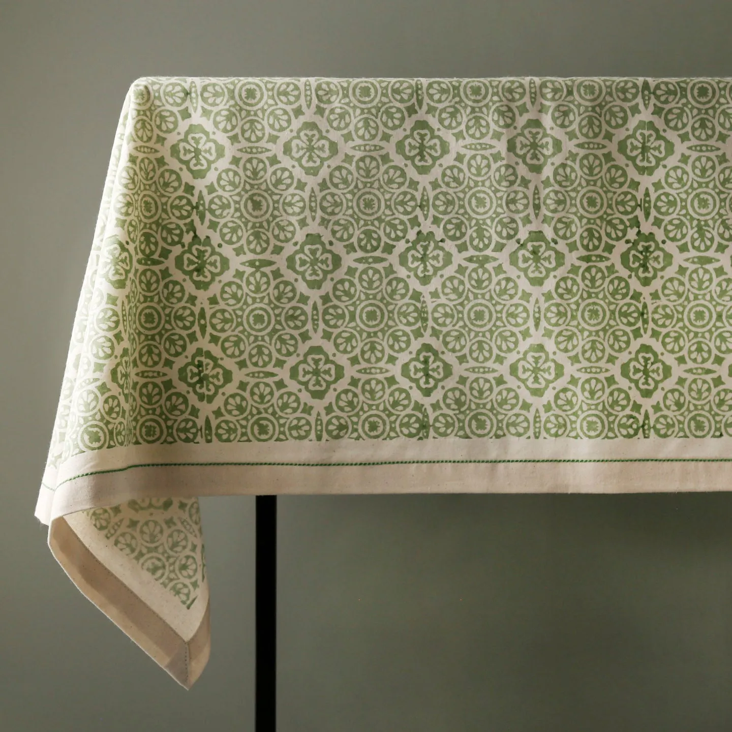 Block Print Tablecloth / Sage Mosaic