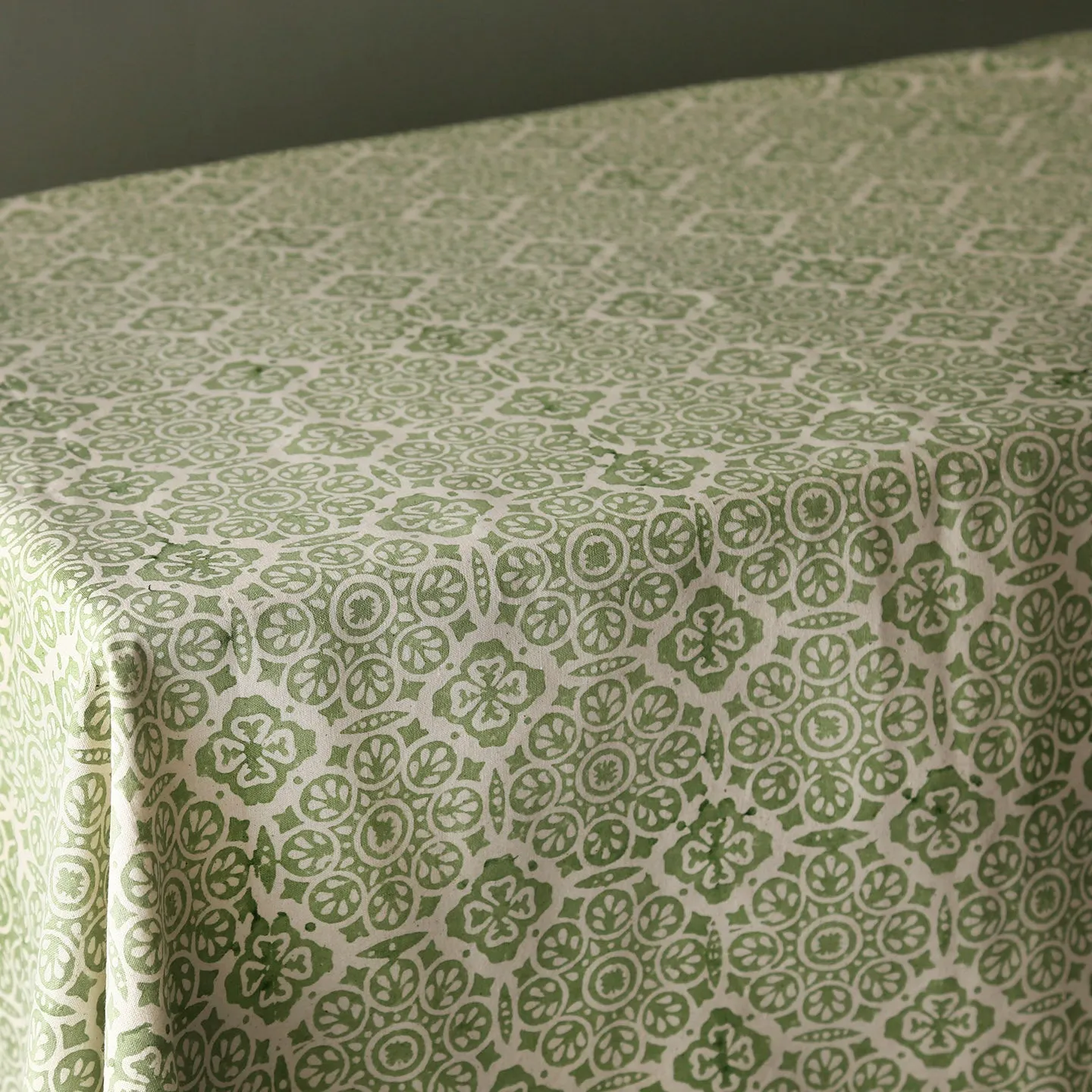 Block Print Tablecloth / Sage Mosaic