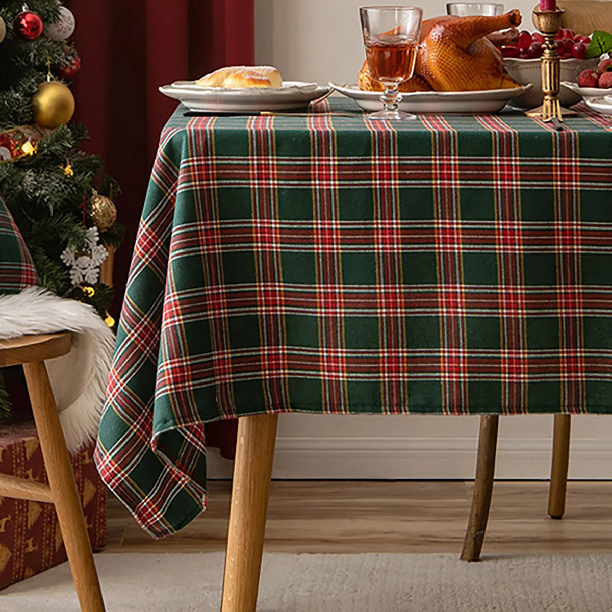 Buffalo Plaid Christmas Tablecloth