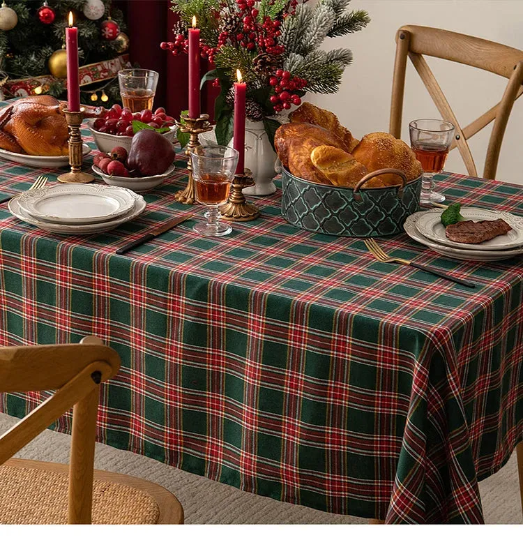 Buffalo Plaid Christmas Tablecloth