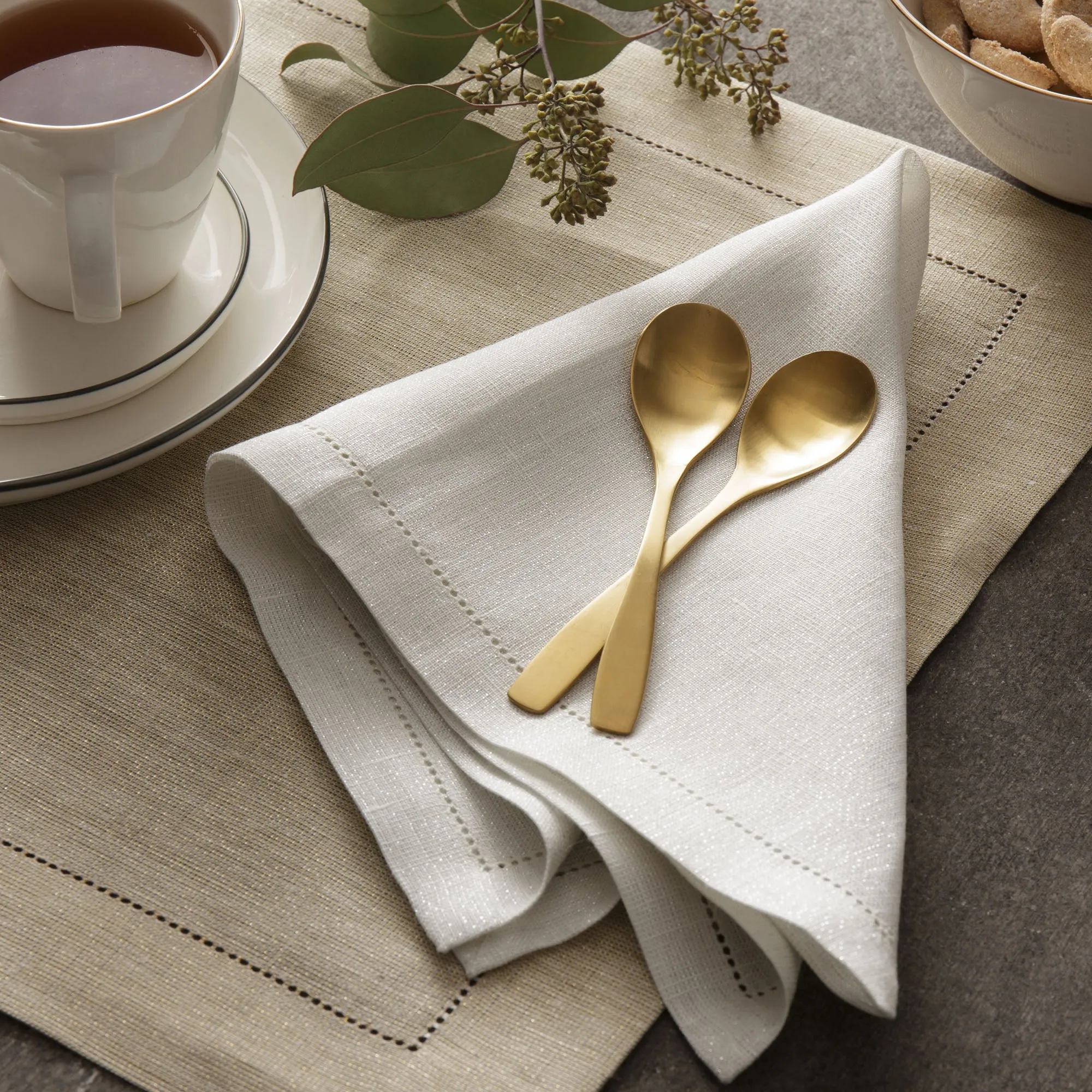 Cavaillon Lurex Napkin Set [Silver/White]
