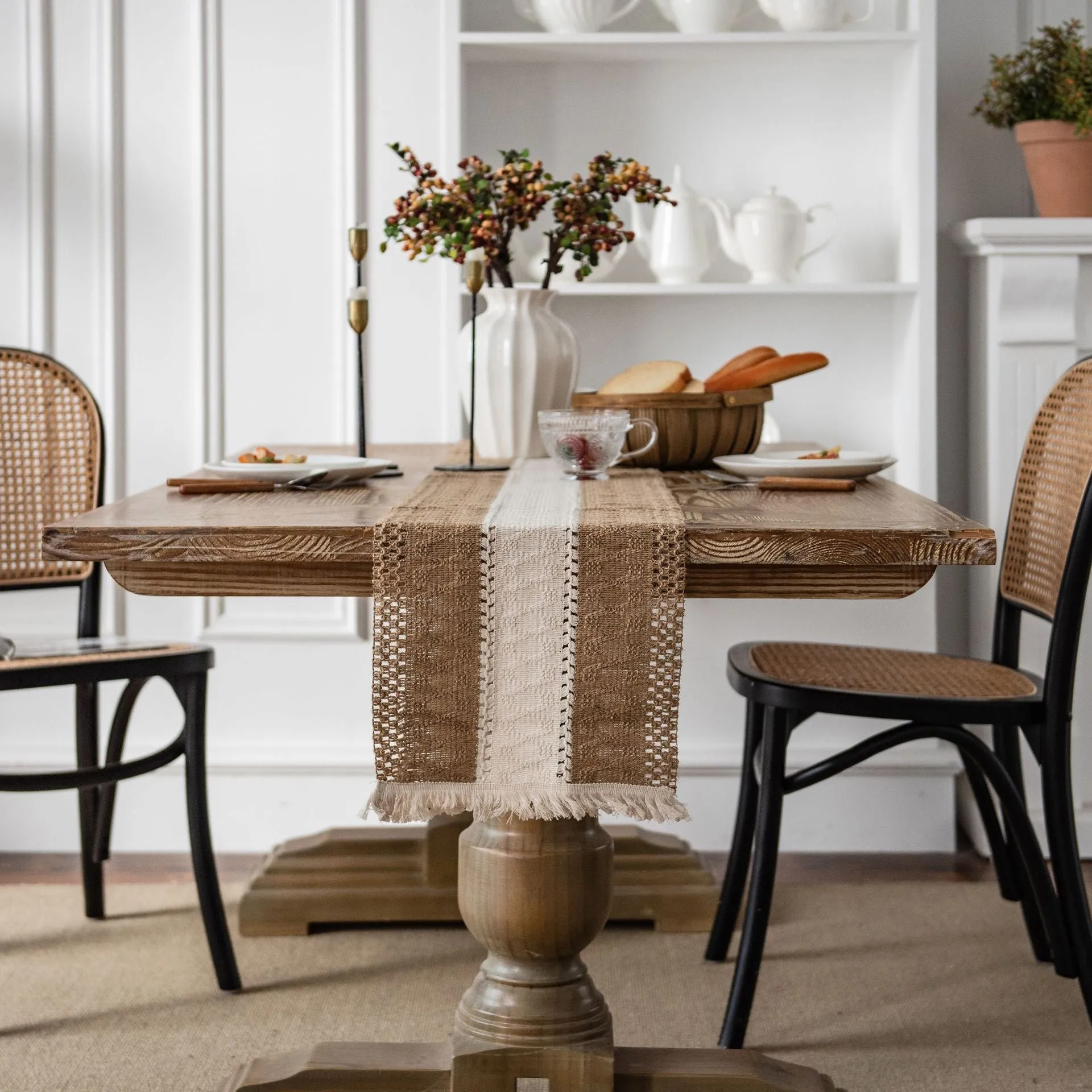 Cotton and Linen Stitching Table Runner Two-Color Woven Tassel Natural Material American Country Holiday Tablecloth