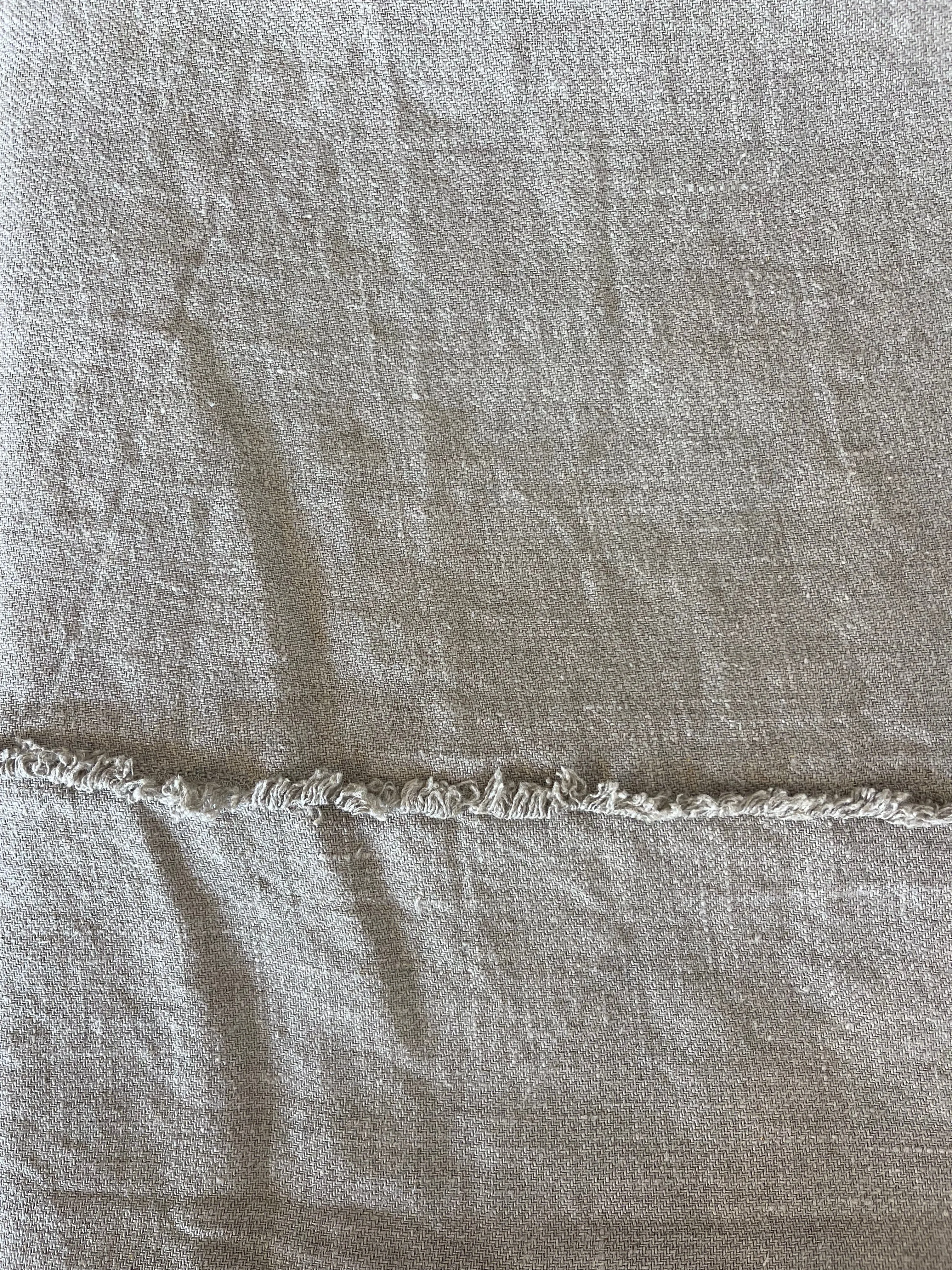 Doris Linen Tablecloth