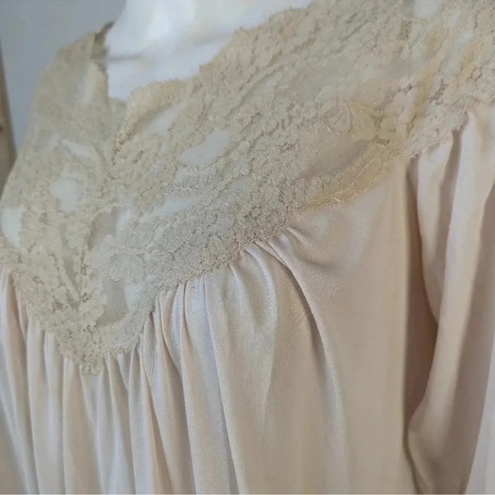 Frankie Simon Cream Lace Nightgown