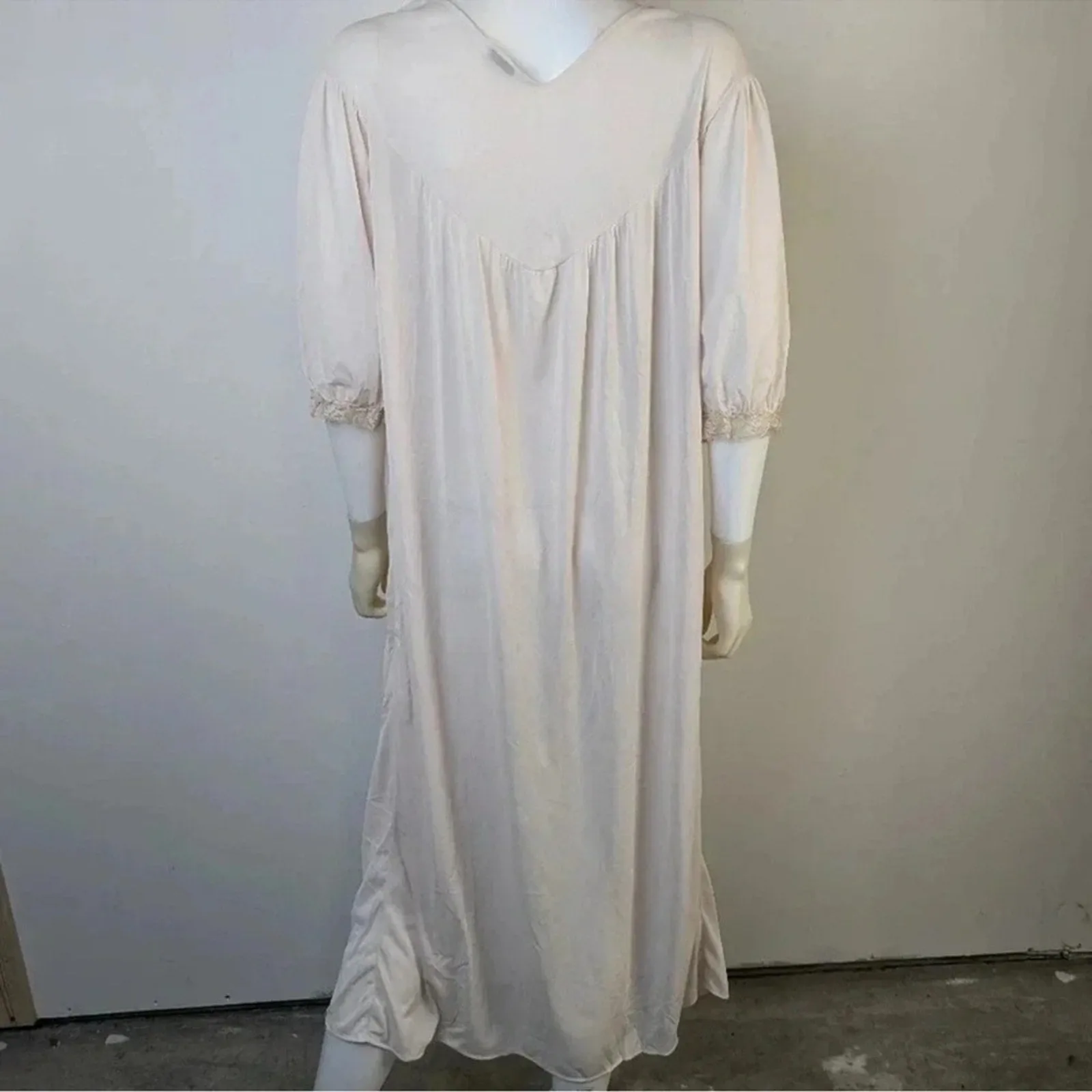 Frankie Simon Cream Lace Nightgown