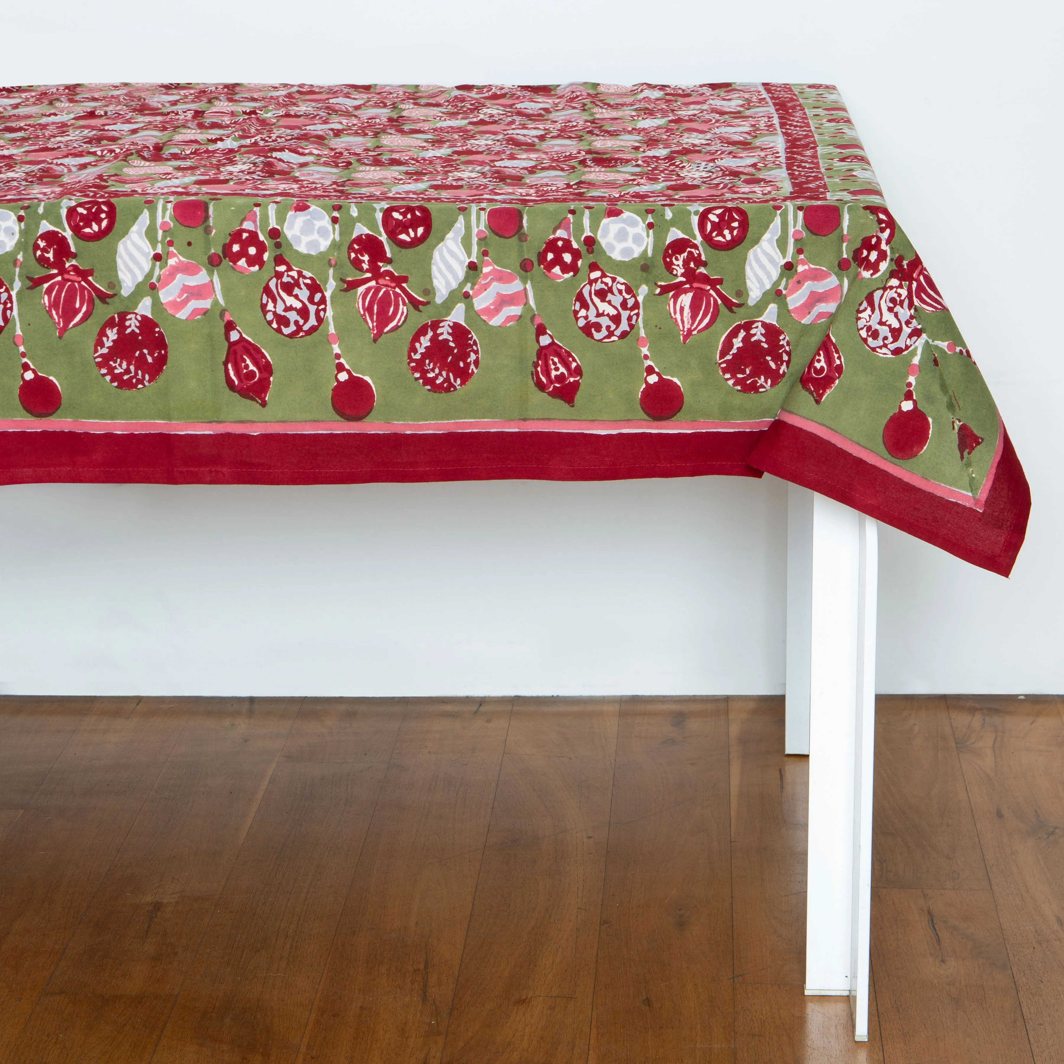 French Tablecloth Ornaments Red & Green
