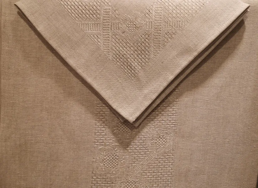Irish Linen Tablecloth - Etamine (Natural)