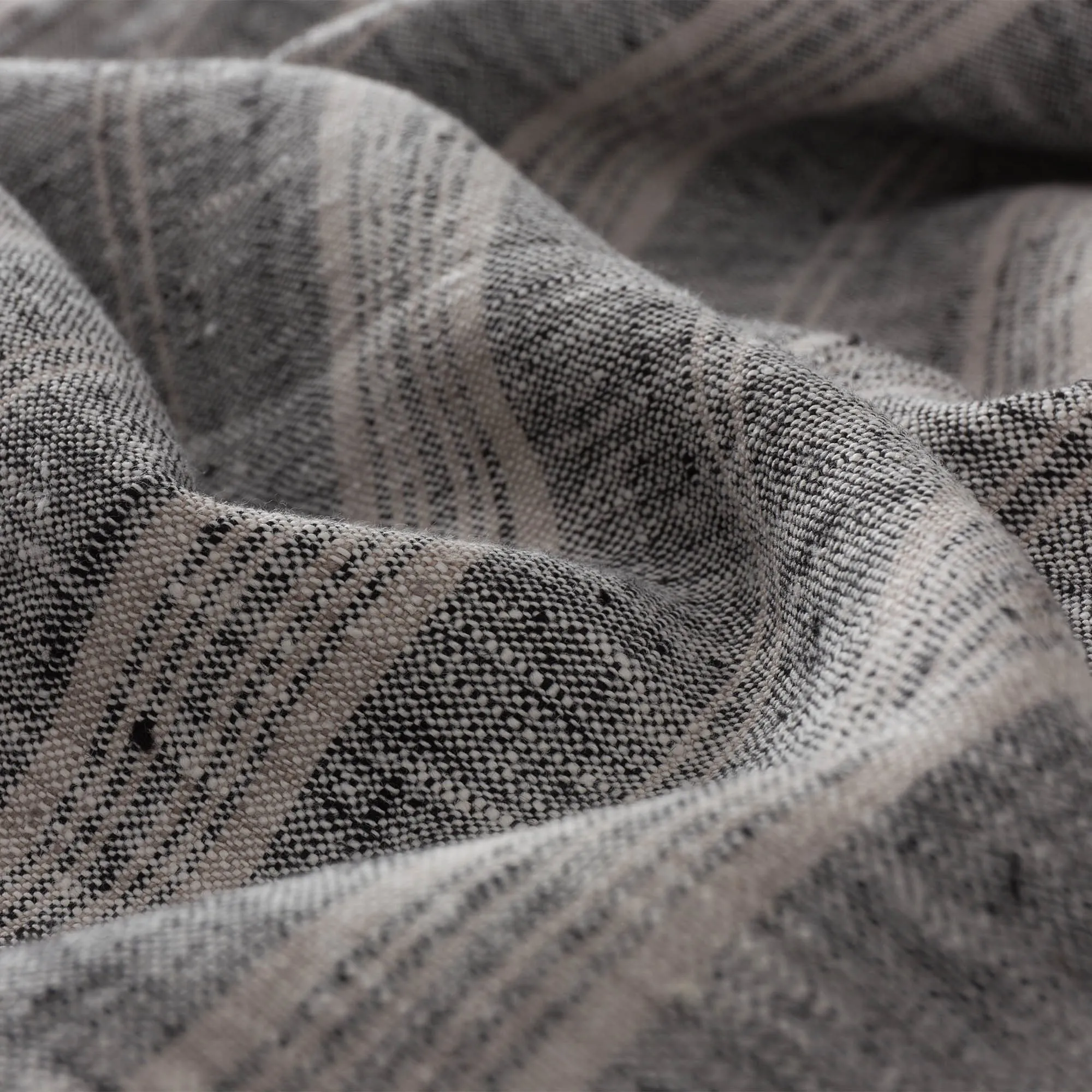 Lusis Tablecloth [Black/Natural]
