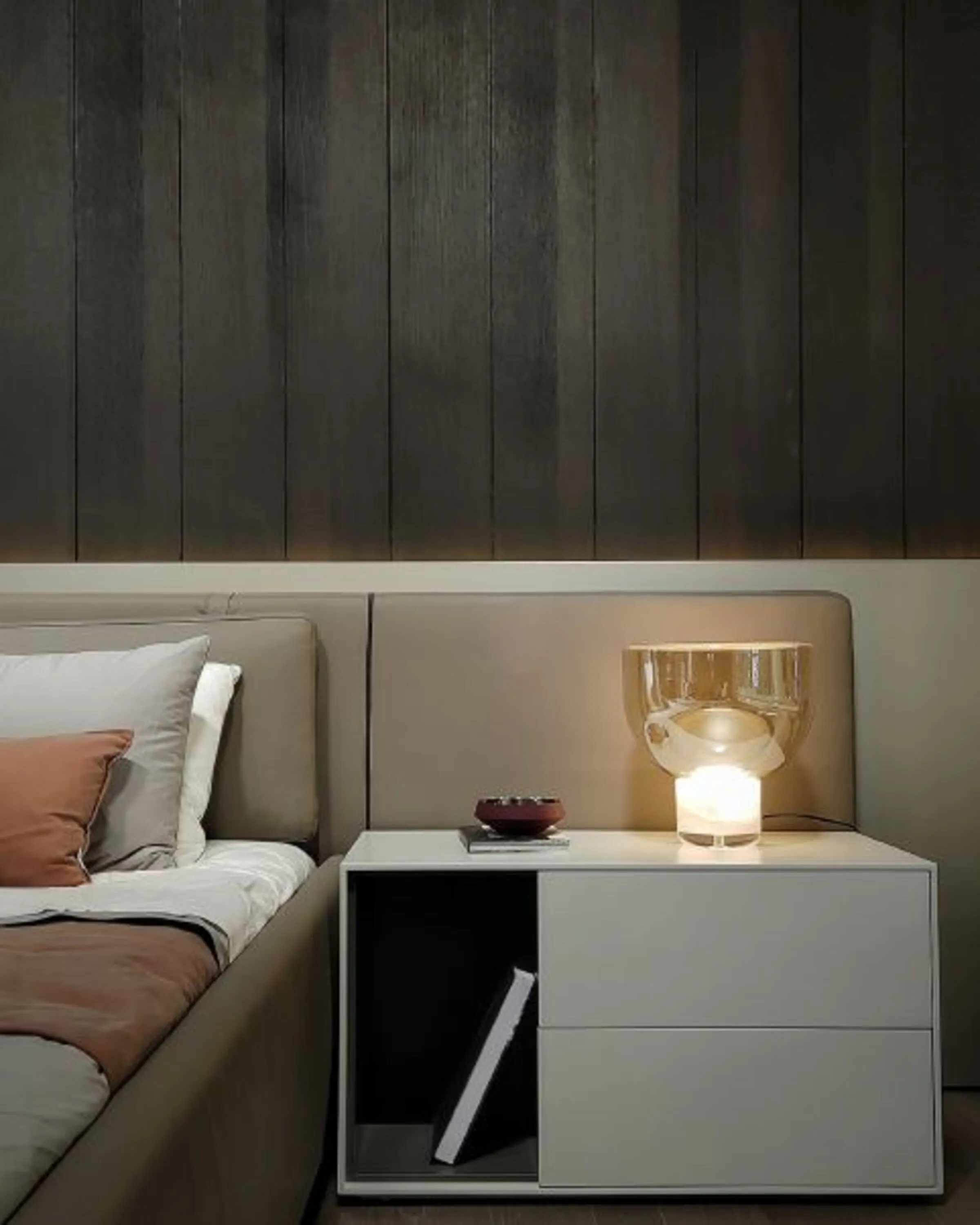 Modern Minimalist Luxury Table Lamp