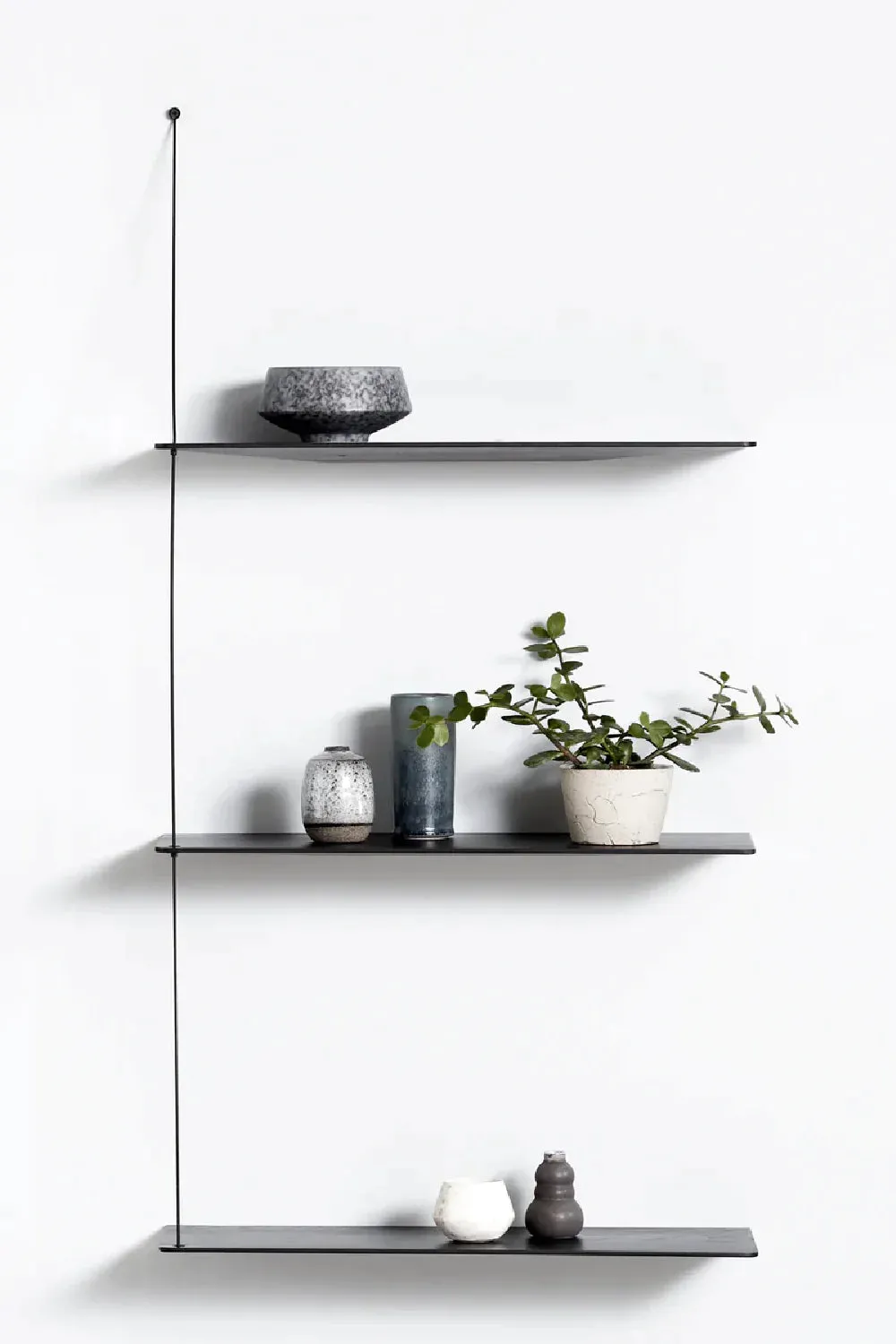 Modern Minimalist Wall Shelf M | WOUD Stedge