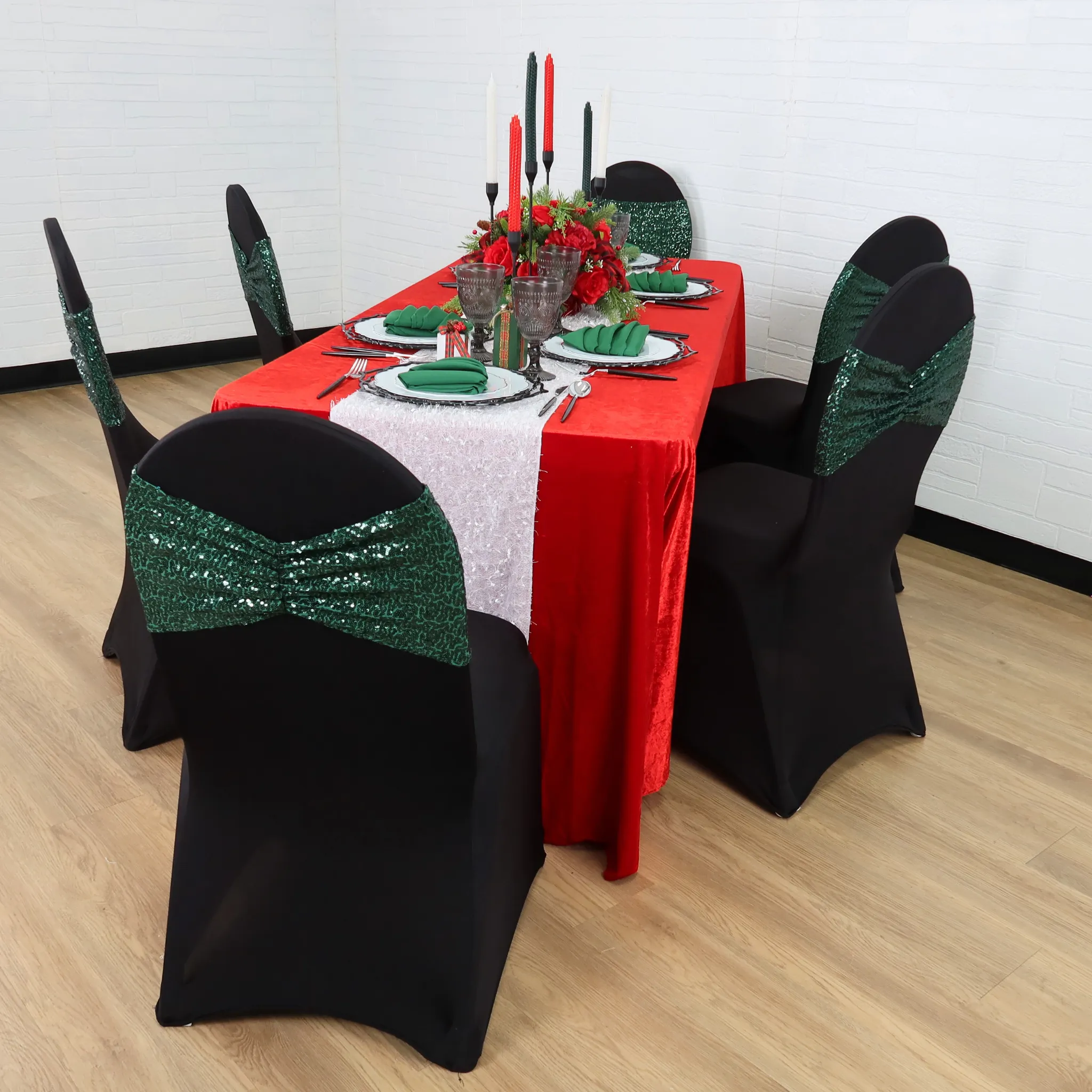 Velvet 90"x132" Rectangular Tablecloth - Red