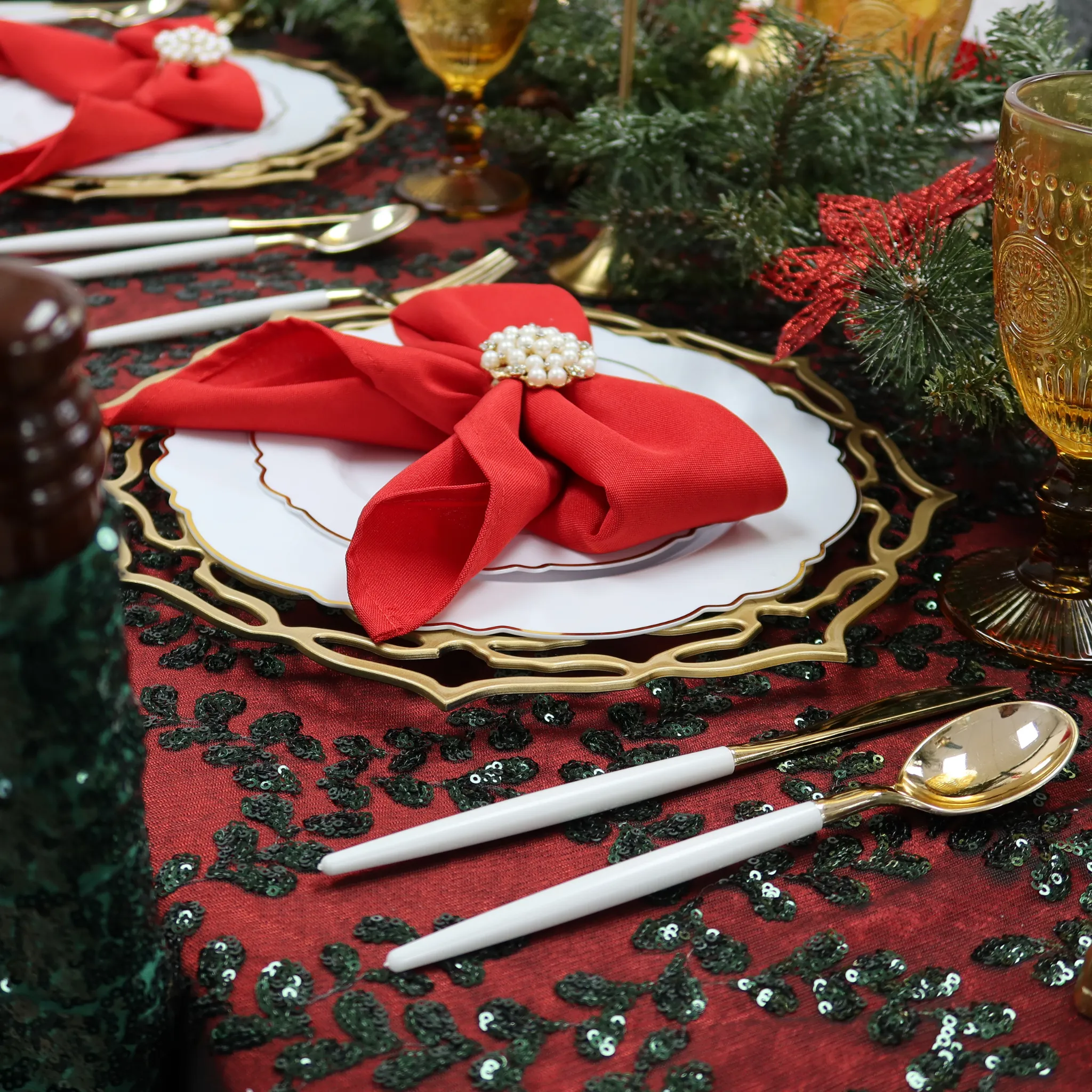 Velvet 90"x132" Rectangular Tablecloth - Red
